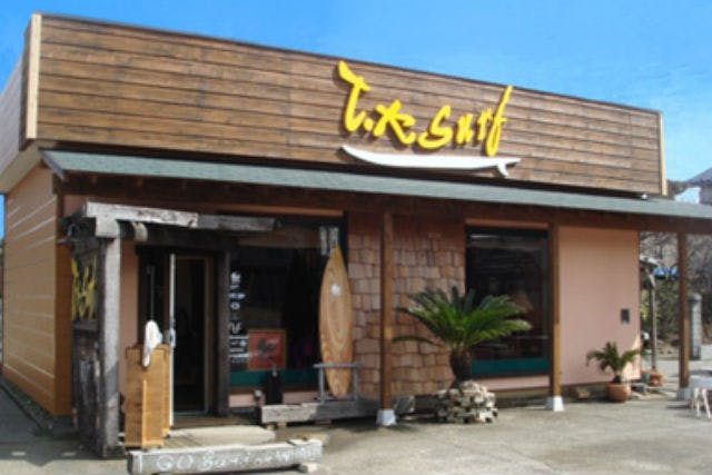 1998年、上越市にオープンしたT.K SURF。たくさんのサーファーに愛されています！