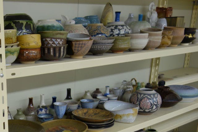 シンポ陶芸アカデミーは、京都府にて陶芸体験を開催しています。