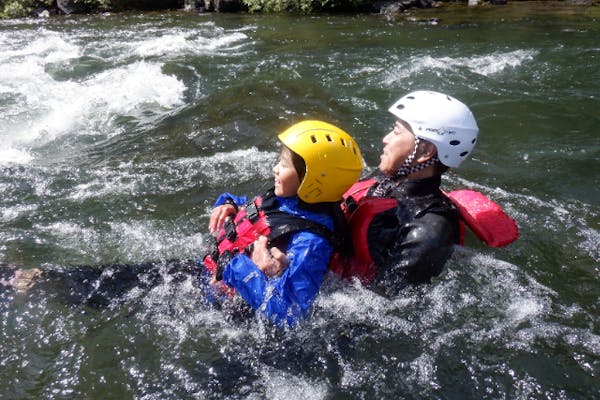 半日・吉野川】ラフティングツアー（写真付）4歳からOK！川遊びも