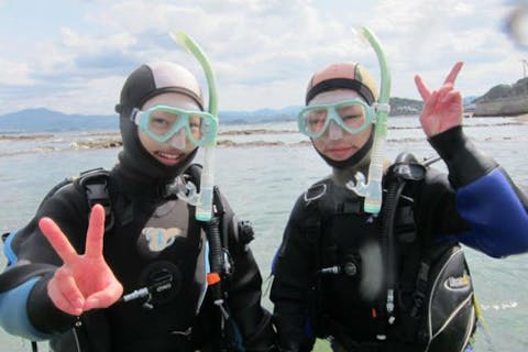 【和歌山・ファンダイビング】南国気分が味わえる！南紀白浜の海でビーチファンダイビング