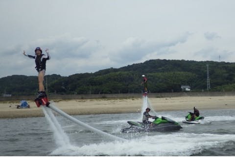 【愛知・フライボード・15分】世界中で話題のフライボードを体験しよう！