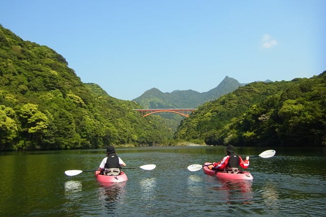 【屋久島・リバーカヤック】圧巻の大自然！島内一の大きさを誇る安房川での半日リバーカヤック！写真撮影サービス