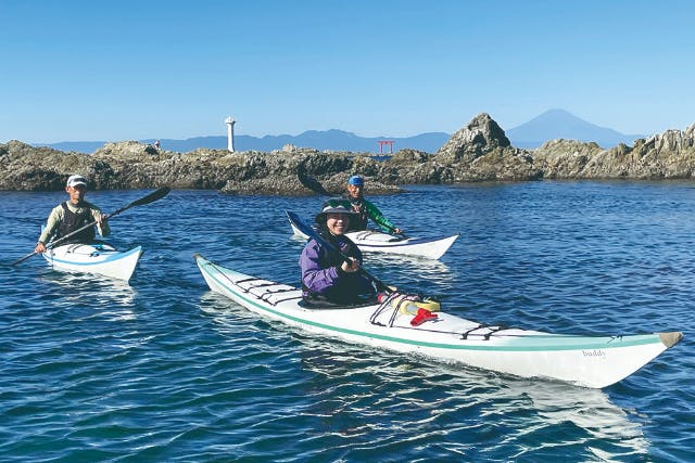 【神奈川・カヤック】カヌー初心者も安心して参加可能！葉山の海で半日カヤック体験