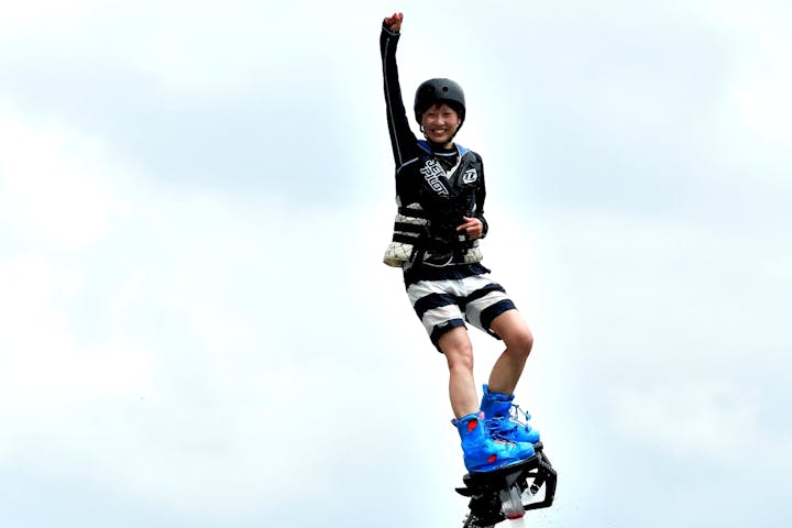 静岡 浜名湖 フライボード フライト15分 リピート率70 温泉割引券プレゼント アソビュー 静岡 浜名湖 フライボード フライト15分 リピート率70 温泉割引券プレゼント アソビュー