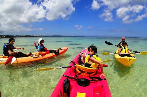 【2歳～OK】【沖縄恩納村・カヤック＆シュノーケリング】1グループ貸切！ホワイトビーチを満喫！