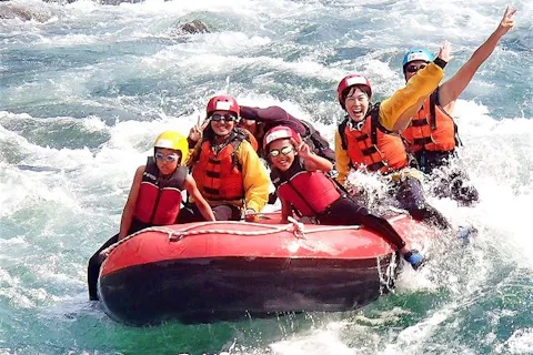 徳島 吉野川 ラフティング おすすめ10選 大歩危ラフティングツアー予約は アソビュー