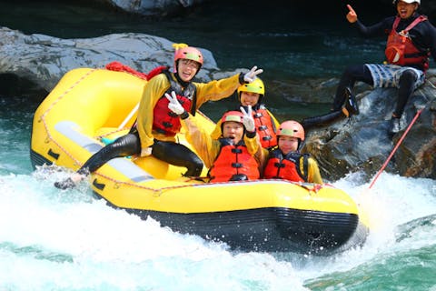 【徳島・祖谷・ラフティング＆フォレストアドベンチャー】どっちも楽しめちゃう！コンボコース・AMラフティングPMフォレストアドベンチャー