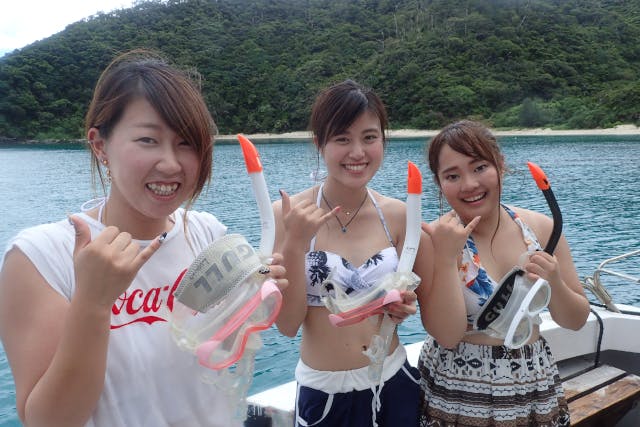奄美大島の海中世界を覗きにいきませんか？