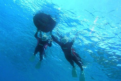 【鹿児島・奄美大島・シュノーケリング】船で特別な場所へ。ボートシュノーケリング