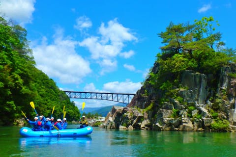 【岐阜・ラフティング・半日】伝説の岩を目指す木曽川ラフティング！オリジナル手ぬぐい付き！