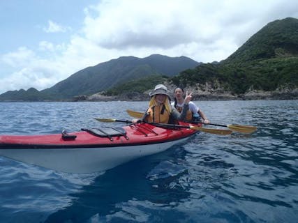 【屋久島・シーカヤック】ゆったりと屋久島の自然を満喫！ウミガメとの遭遇率の高いポイントも！（1日コース）