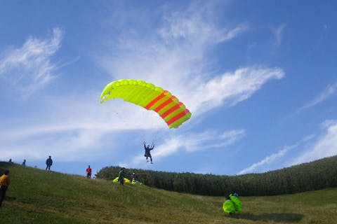 【1日・パラグライダー体験】初心者におすすめ！浮遊体験☆伊豆の温泉も近い！