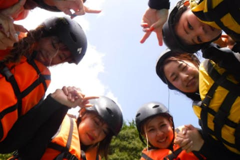 【熊本・ラフティング】球磨川ラフティング！午前ツアー（上流コース）10キロ2時間半コース（子供料金割引あり）