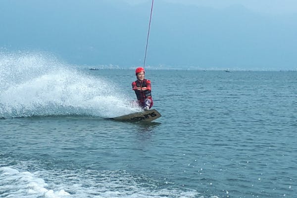 滋賀・琵琶湖・ウェイクボード】経験4回目以上の方はこちら！たっぷり