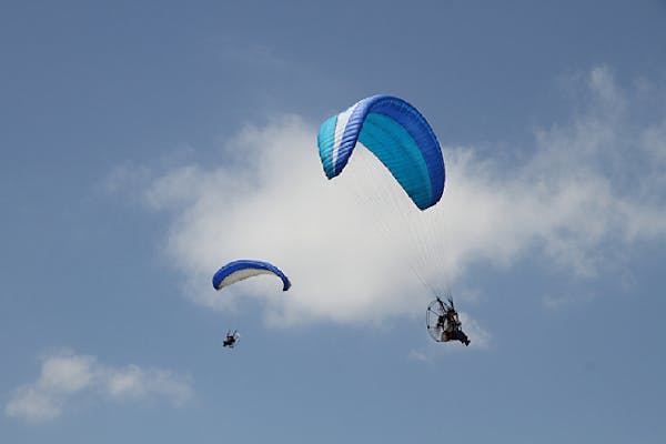モーターパラグライダー 千葉・モーターパラグライダー】2人乗りモーターパラグライダーで成田