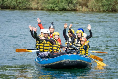 【三重・度会町・ラフティング】幅広い年齢に対応！どなたでも参加できる宮川ファミリーラフティング