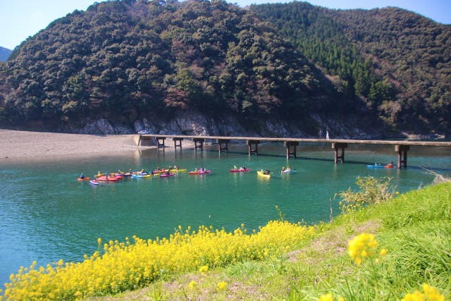【高知・四万十川・カヌー】日本三大清流！四万十川でゆったり2人乗りカヌー