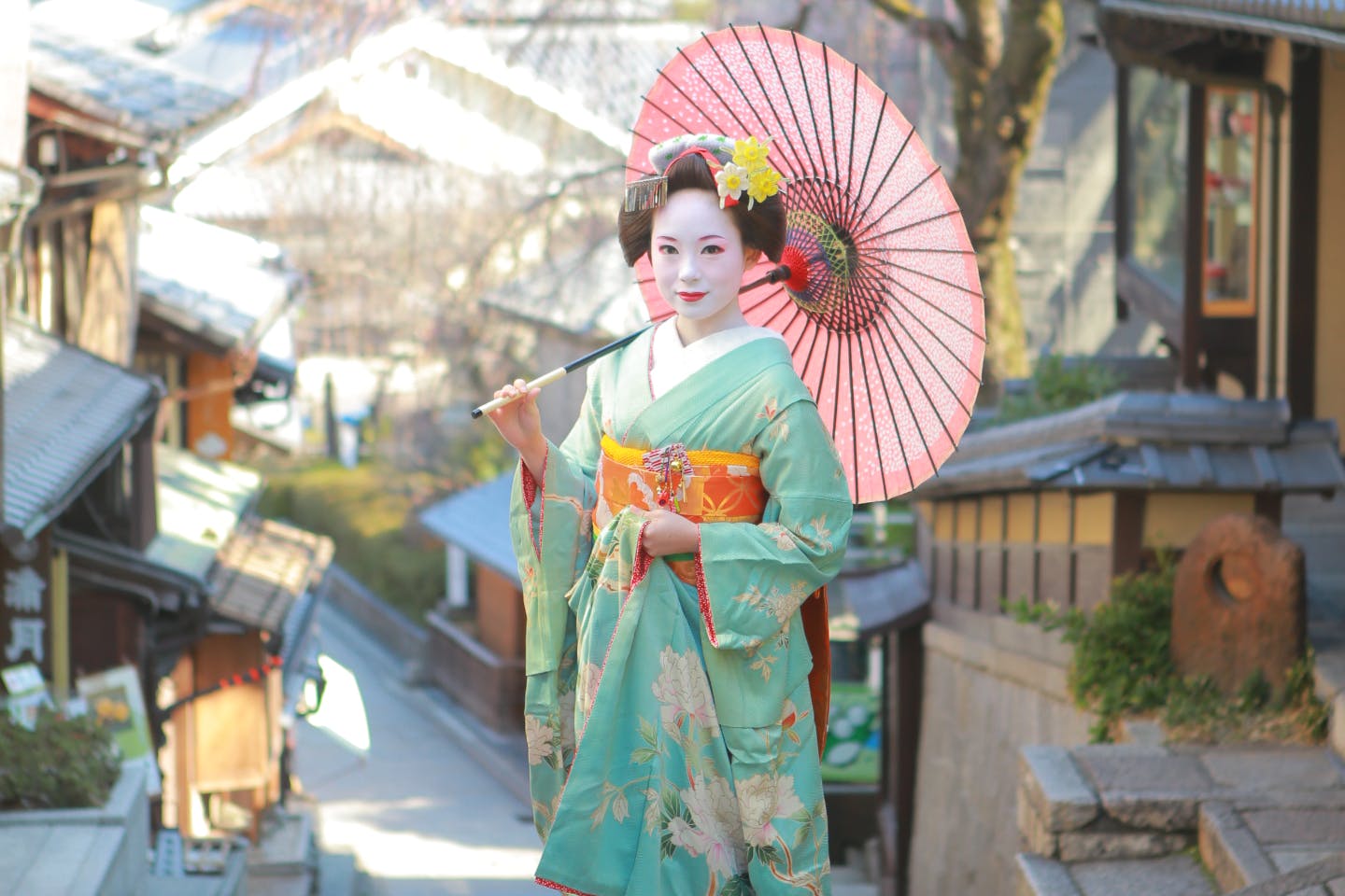 【散策プラン】いつもとは違う思い出を。舞妓姿で京都の街並みをゆったりと散策