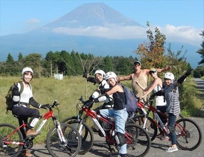 富士山・朝霧高原　半日マウンテンバイクツアー