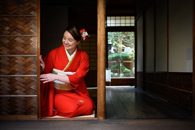 西陣暮らしの美術館 冨田屋（とんだや）は、京都で「町家でくらし」の体験を行っています。