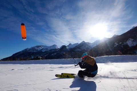 【長野県・スノーカイト】長野県内各地で開催！未経験でも安心のスノーカイト1日体験