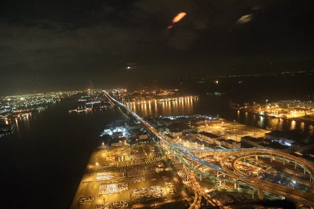 【神奈川・横浜・ヘリコプター遊覧】東京の夜景を堪能。ナイトクルージング30分