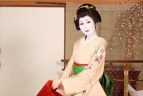 京都 東山区 花魁体験 サラシ 肩出しスタイルで撮影 女博徒プラン アソビュー