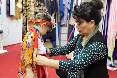 【沖縄・那覇・琉装体験】本格琉装体験.ヘアーセット込み.／ヘアゴムプレゼント／国際通り近く！