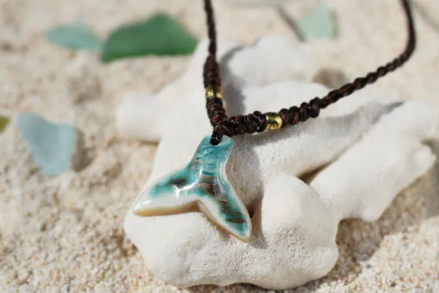 沖縄 恩納村 マリンクラフト 海の輝きを身に着けよう 夜光貝アクセサリー作り アソビュー