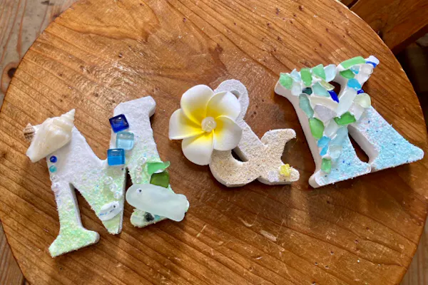 沖縄・恩納村・マリンクラフト】シェルアルファベット作り｜「＆」付き