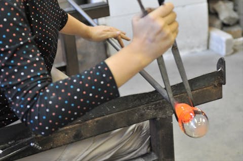 【大阪府・大阪市・吹きガラス体験】自分の想いをカタチにしよう！最寄り駅より徒歩5分