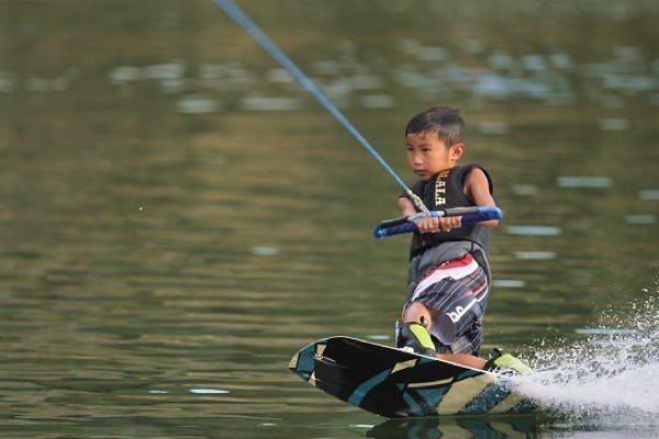 広島市・ウェイクボード】ウェイクボードの楽しさがわかる初心者体験