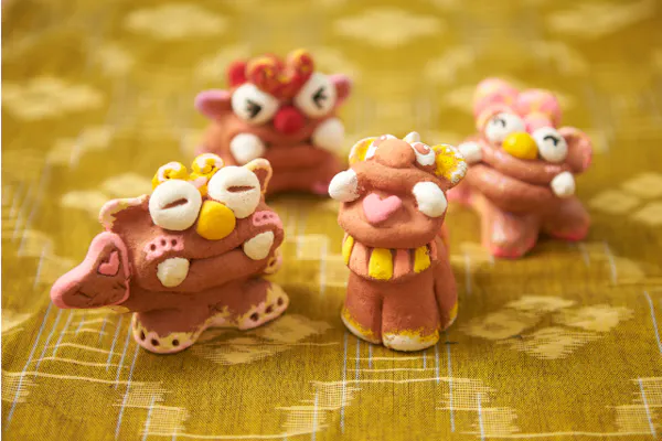 素焼きシーサー作り・沖縄】オプションで絵付け体験も！1時間で気軽に 