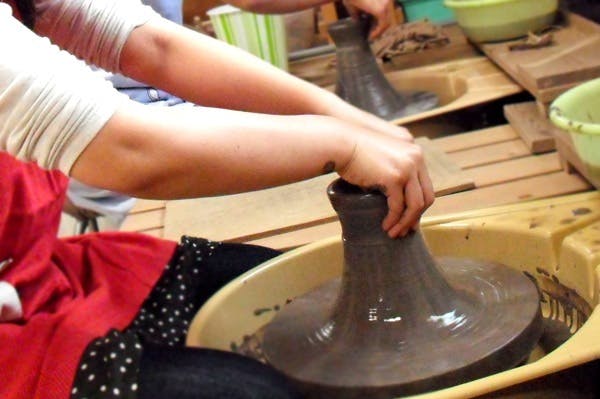 千葉・袖ヶ浦の陶芸教室、クマの陶芸教室でたのしく陶芸体験！