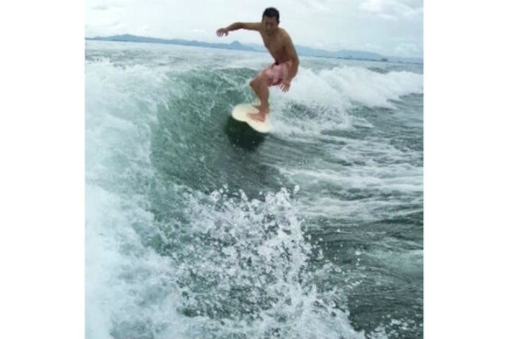 ウェイクサーフィン 初心者から上級者まで 一年中楽しめる琵琶湖サーフィン アソビュー