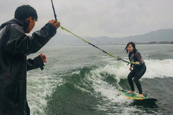 滋賀・琵琶湖・選べるレジャーパック】ウェイクボードorウェイク