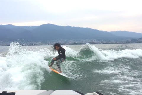 滋賀 琵琶湖 選べるレジャーパック ウェイクボードorウェイクサーフィン バナナボートのお得なセットプラン アソビュー