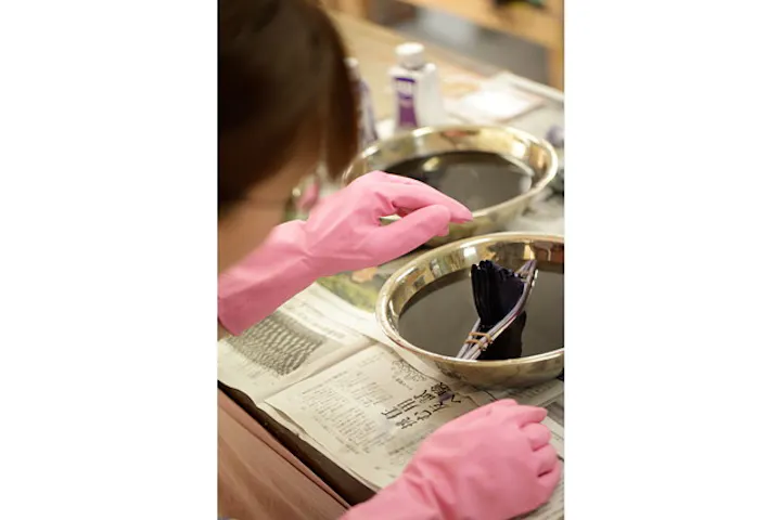 大阪 梅田 染色体験 布をしばって模様をつけよう 絞り染め体験 アソビュー