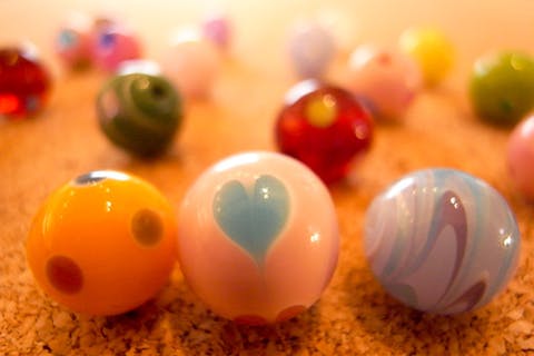 京都・｢洛西口駅」徒歩3分・とんぼ玉づくり