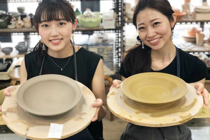 手びねり 手回しろくろで作る あたたかみのある作品 アソビュー