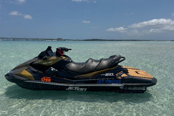 沖縄・宮古島・水上バイク】ジェットスキーツーリング！宮古島の海上を
