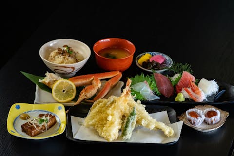 【乗合・隅田川クルーズ】お2人から乗船可！東京のランドマークを巡る屋形船クルーズ