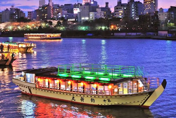 貸切 若宮コース 隅田川 東京湾を巡る屋形船で いつもと違う宴会を アソビュー