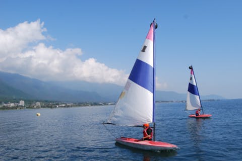 【滋賀・小型ヨット】琵琶湖で風を捕まえろ！小型ヨット体験