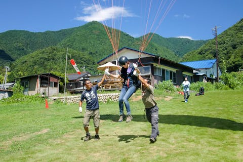 【関東・パラグライダー】東京にすごく近くでタンデム(2人乗り)フライトと体験