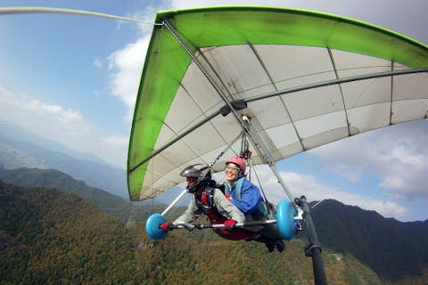 ハンググライダー・タンデム（3人で参加）】絶景をひとり占め。本格