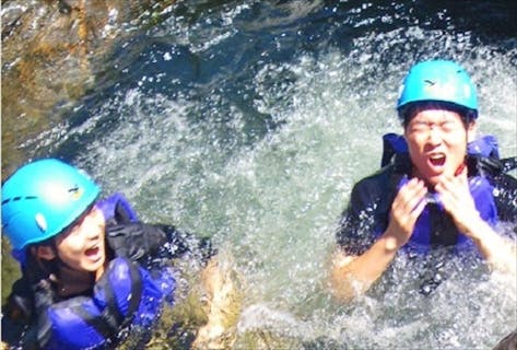 【1日】沢登りで心も体もリラックス！屋久島の大自然に飛び込もう