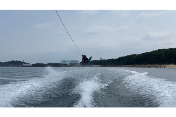 貸切】気の合う仲間と1日たっぷり。1日ボート貸切プラン｜アソビュー！