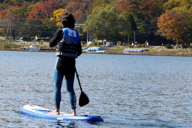 【山梨県・山中湖・バナナボート＆SUP】asoview!限定プランで山中湖を満喫しよう