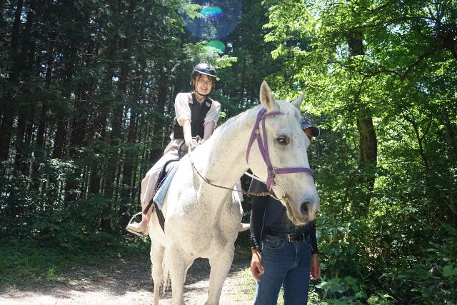 【鳥取・大山町・ホーストレッキング】小学生から1人乗りOK！自然の中をお馬さんと「お散歩コース」
